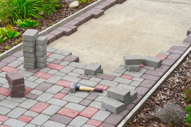 Best Local Driveway Pavers  in Highlandville, MO